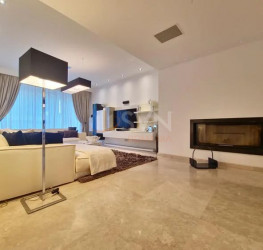 Casa, 8 camere, 446 mp Constanta/Faleza Nord