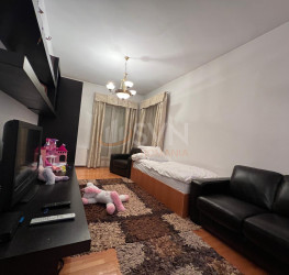 Casa, 8 camere, 500 mp Bucuresti/Pipera