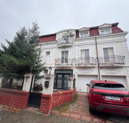 Casa, 8 camere, 500 mp Bucuresti/Pipera