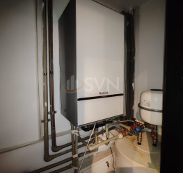 Casa, 8 rooms, 208 mp Bucuresti/Vitan