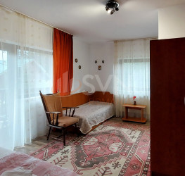 Casa, 8 rooms, 210 mp Brasov/Clabucet