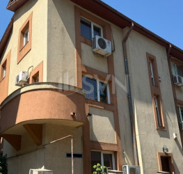 Casa, 8 rooms, 210 mp Bucuresti/Unirii