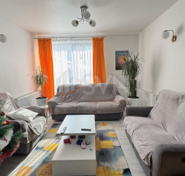 Casa, 8 rooms, 225 mp Bucuresti/Titan