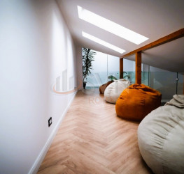 Casa, 8 rooms, 268.5 mp Bucuresti/Dorobanti