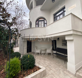 Casa, 8 rooms, 280 mp Bucuresti/Capitale