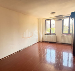 Casa, 8 rooms, 297.82 mp Bucuresti/Piata Unirii (s3)