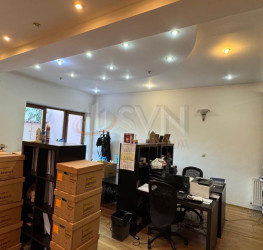 Casa, 8 rooms, 332 mp Bucuresti/1 Mai