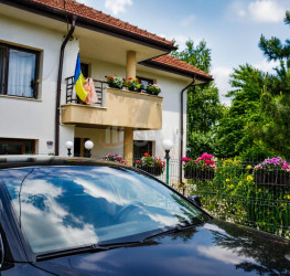 Casa, 8 rooms, 335 mp Ilfov/Balotesti