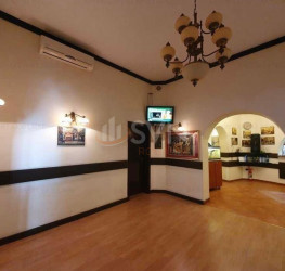 Casa, 8 rooms, 336 mp Bucuresti/Cismigiu