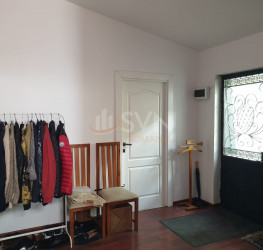 Casa, 8 rooms, 360 mp Bucuresti/Sala Palatului