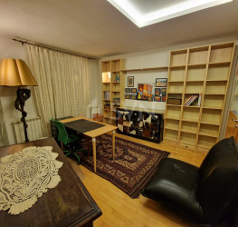 Casa, 8 rooms, 362 mp Bucuresti/Dorobanti