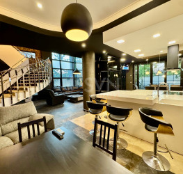 Casa, 8 rooms, 380 mp Bucuresti/Colentina