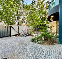 Casa, 8 rooms, 380 mp Bucuresti/Colentina