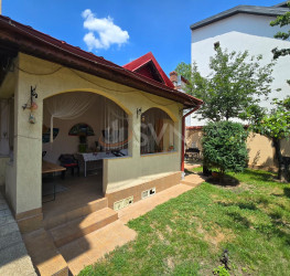 Casa, 8 rooms, 394 mp Bucuresti/Piata Alba Iulia