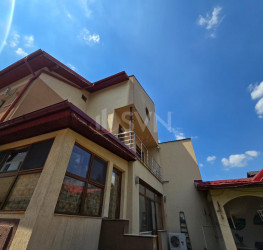 Casa, 8 rooms, 394 mp Bucuresti/Piata Alba Iulia