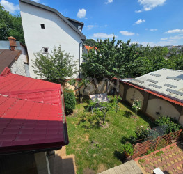 Casa, 8 rooms, 394 mp Bucuresti/Piata Alba Iulia