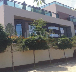 Casa, 8 rooms, 500 mp Bucuresti/Colentina