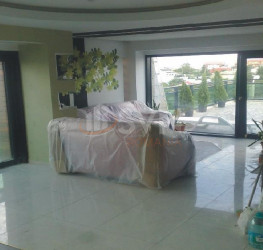 Casa, 8 rooms, 500 mp Bucuresti/Colentina