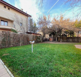 Casa, 9 camere, 200 mp Bucuresti/Pipera