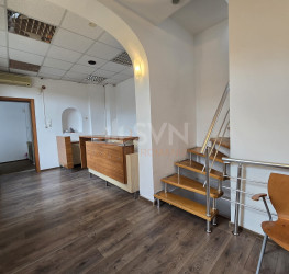 Casa, 9 camere, 320 mp Bucuresti/Dacia