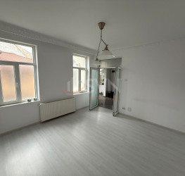 Casa, 9 camere, 344 mp Bucuresti/Eminescu