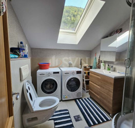 Casa, 9 camere, 360 mp Brasov/Centru