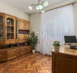 Casa, 9 camere, 360 mp Bucuresti/Lacul Tei