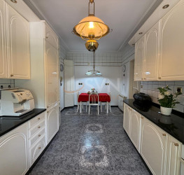 Casa, 9 camere, 398 mp Ilfov/Otopeni