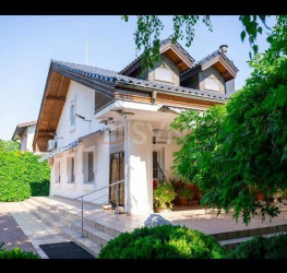 Casa, 9 camere, 398 mp Ilfov/Otopeni