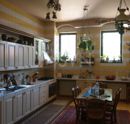 Casa, 9 camere, 656.63 mp Bucuresti/Cotroceni