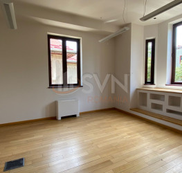 Casa, 9 camere, 820 mp Bucuresti/Armeneasca