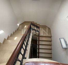 Casa, 9 camere, 820 mp Bucuresti/Armeneasca