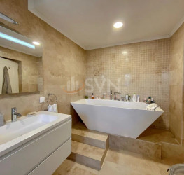 Casa, 9 rooms, 200 mp Bucuresti/Pipera