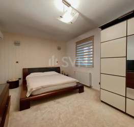 Casa, 9 rooms, 200 mp Bucuresti/Pipera