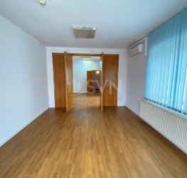 Casa, 9 rooms, 275 mp Bucuresti/Banu Manta