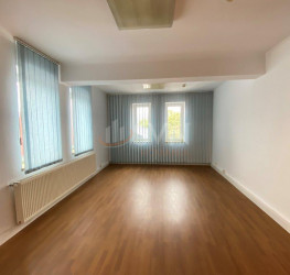 Casa, 9 rooms, 275 mp Bucuresti/Banu Manta