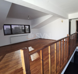 Casa, 9 rooms, 320 mp Bucuresti/Calea Victoriei