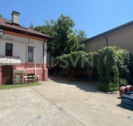 Casa, 9 rooms, 325 mp Bucuresti/Timpuri Noi