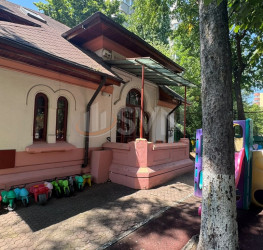 Casa, 9 rooms, 325 mp Bucuresti/Timpuri Noi