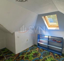 Casa, 9 rooms, 325 mp Bucuresti/Timpuri Noi
