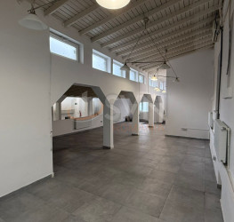Casa, 9 rooms, 344 mp Bucuresti/Eminescu