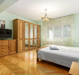 Casa, 9 rooms, 360 mp Bucuresti/Lacul Tei