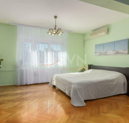 Casa, 9 rooms, 360 mp Bucuresti/Lacul Tei