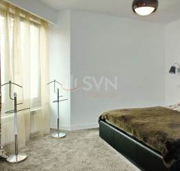 Casa, 9 rooms, 380 mp Brasov/Centru