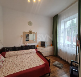 Casa, 9 rooms, 390 mp Bucuresti/Dacia