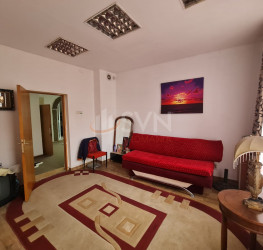 Casa, 9 rooms, 390 mp Bucuresti/Dacia