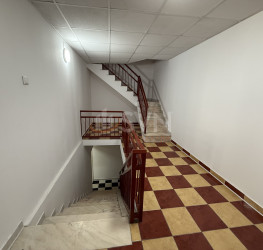 Casa, 9 rooms, 437 mp Bucuresti/Bucurestii Noi