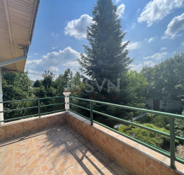Casa, 9 rooms, 450 mp Bucuresti/Bucurestii Noi