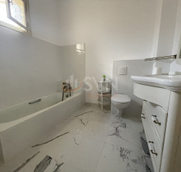 Casa, 9 rooms, 450 mp Bucuresti/Bucurestii Noi