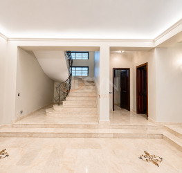 Casa, 9 rooms, 532 mp Bucuresti/Iancu Nicolae